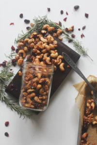 roasted rosemary and cranberry mixed nuts