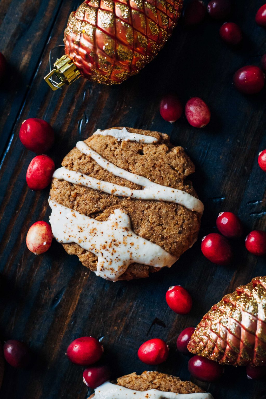 spiced vegan christmas cookies with vanilla almond cream
