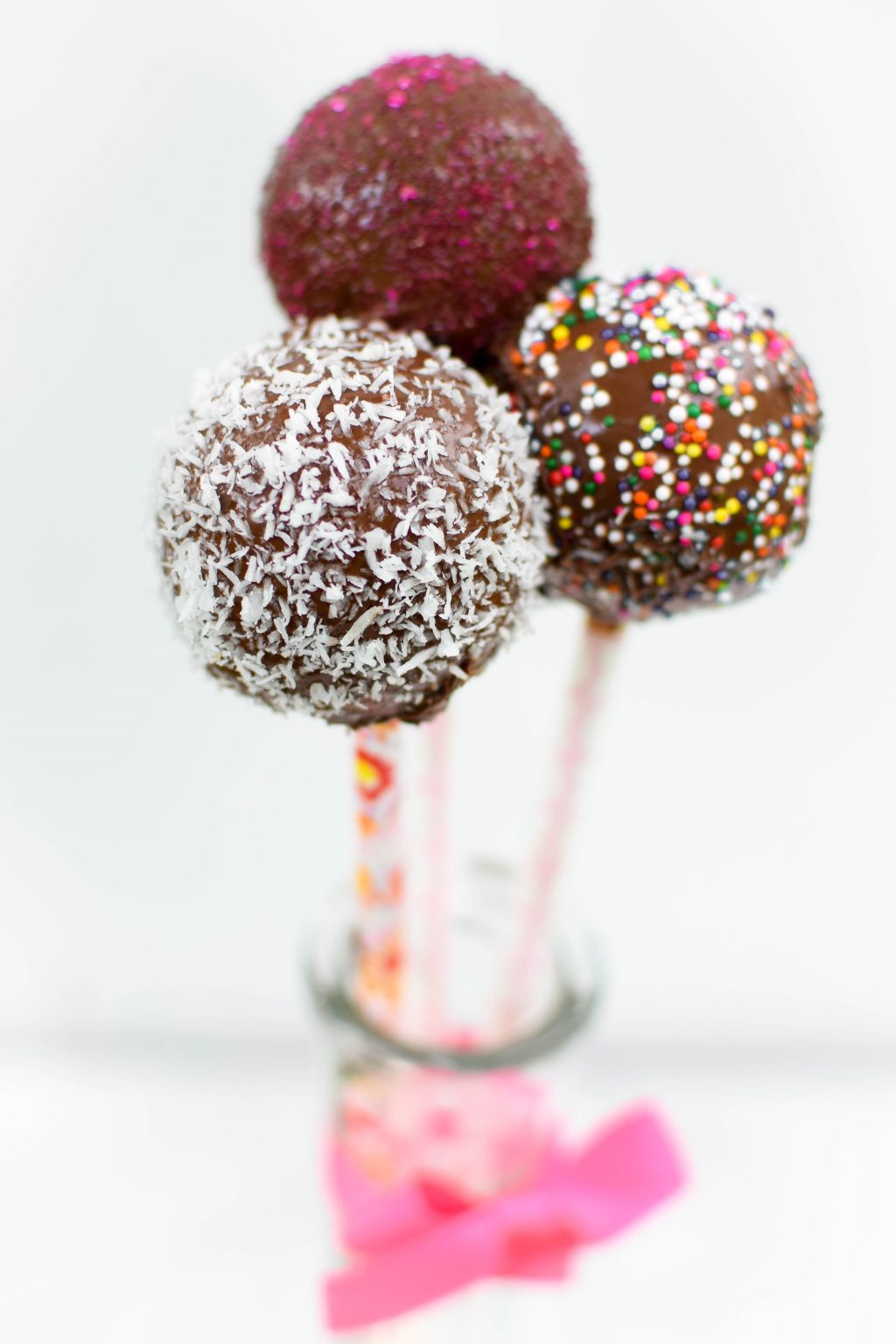 Healthy-Cake-Pops-by-Emily-Kyle-Nutrition