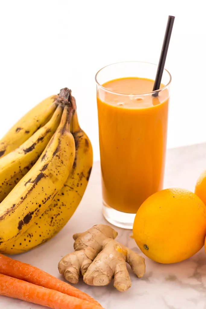 Vegan orange ginger smoothie recipe with carrots