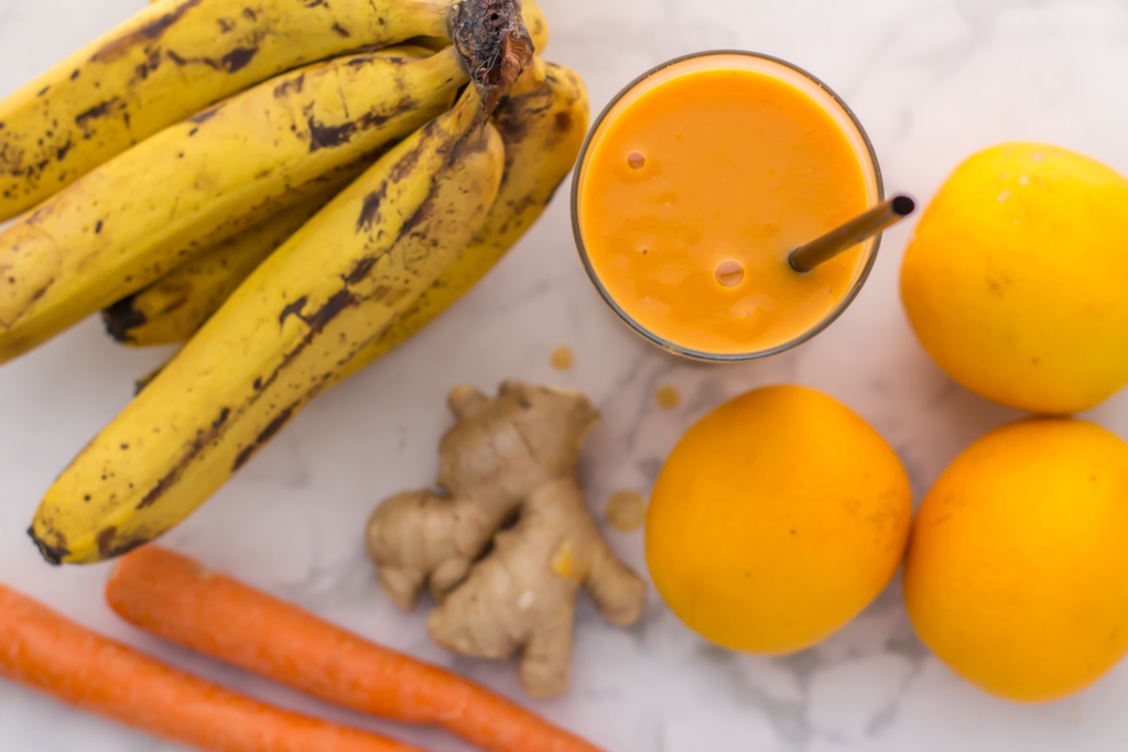 Vegan orange ginger smoothie recipe with carrots