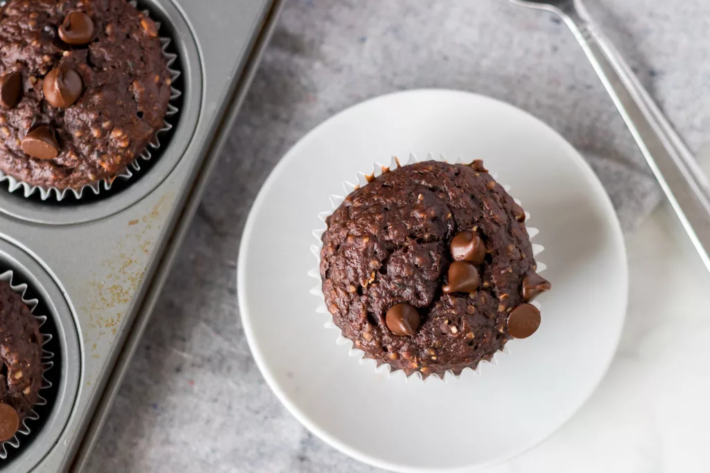 Easy healthy vegan chocolate banana muffins