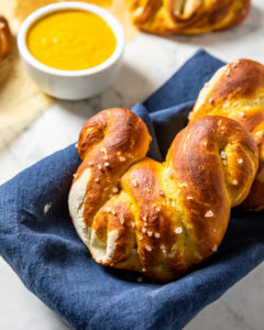 Vegan Mickey Mouse Pretzel recipe.. so easy and delicious!