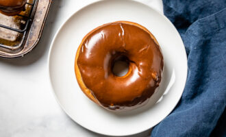 Best Vegan Yeasted Donuts Recipe – ServingRealness.com